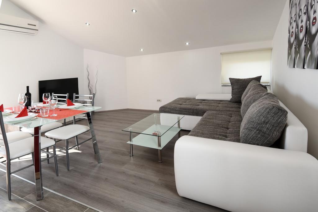 Apartments Trampi Marinici  Ngoại thất bức ảnh