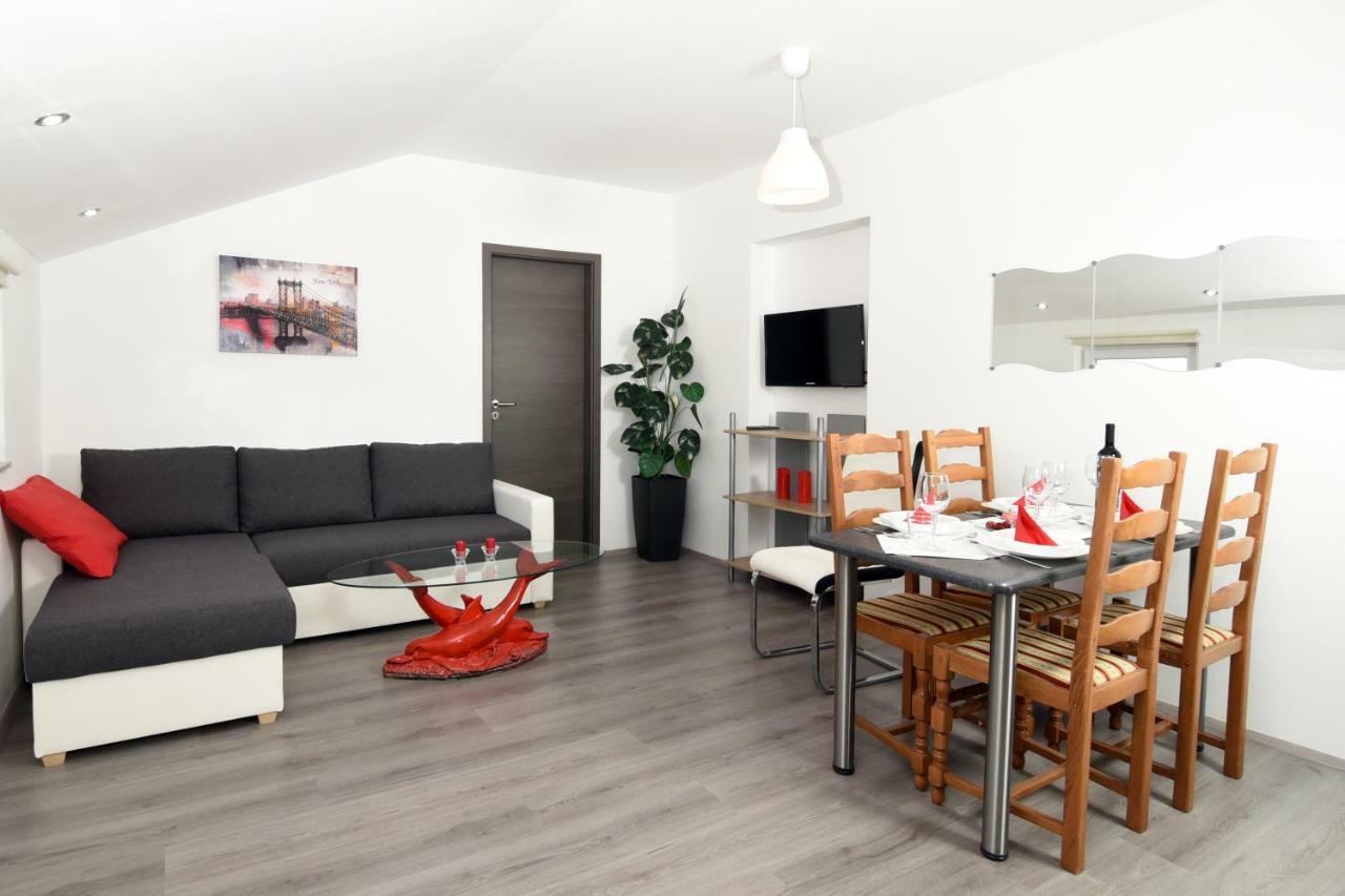 Apartments Trampi Marinici  Ngoại thất bức ảnh