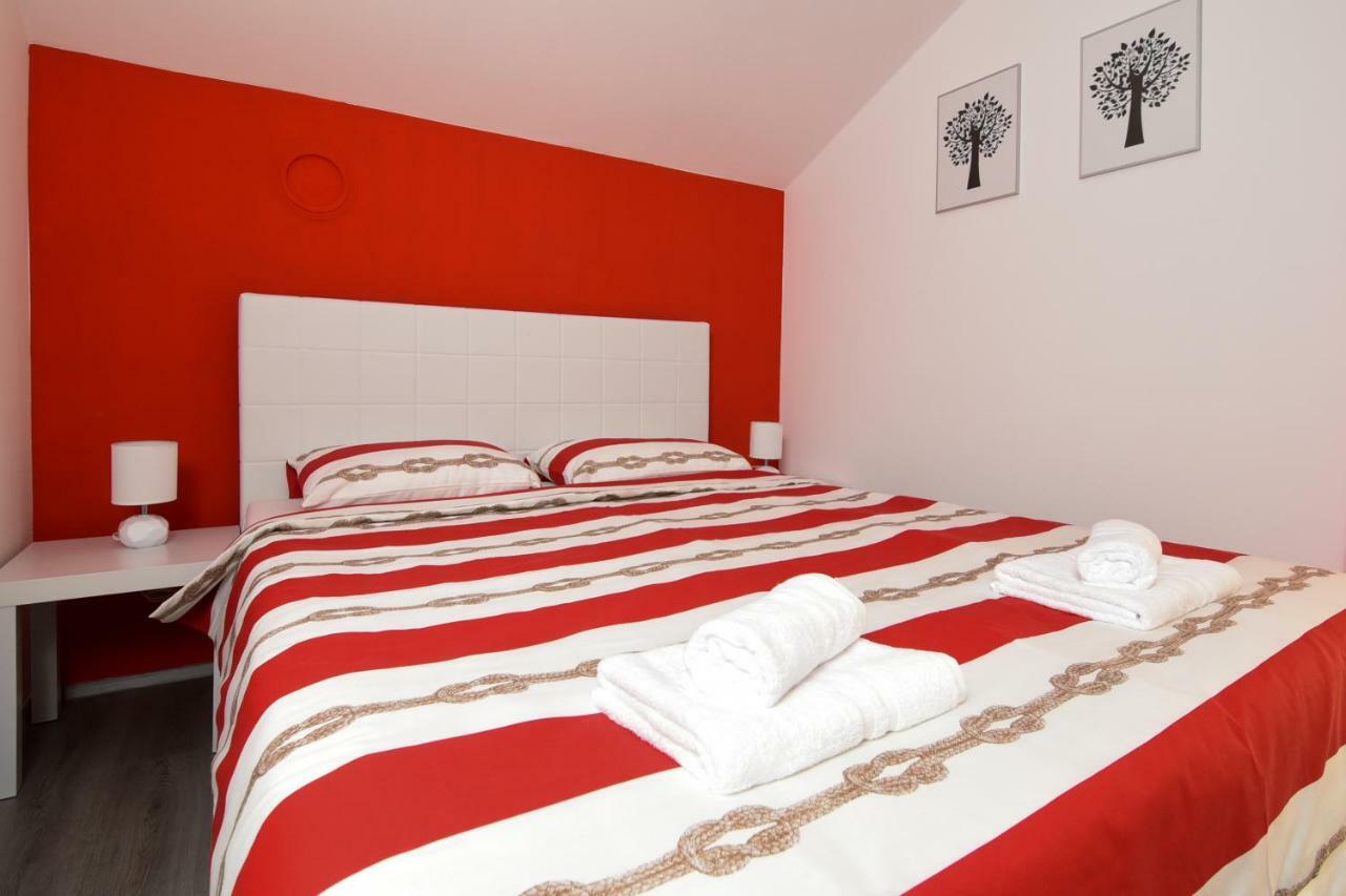 Apartments Trampi Marinici  Ngoại thất bức ảnh