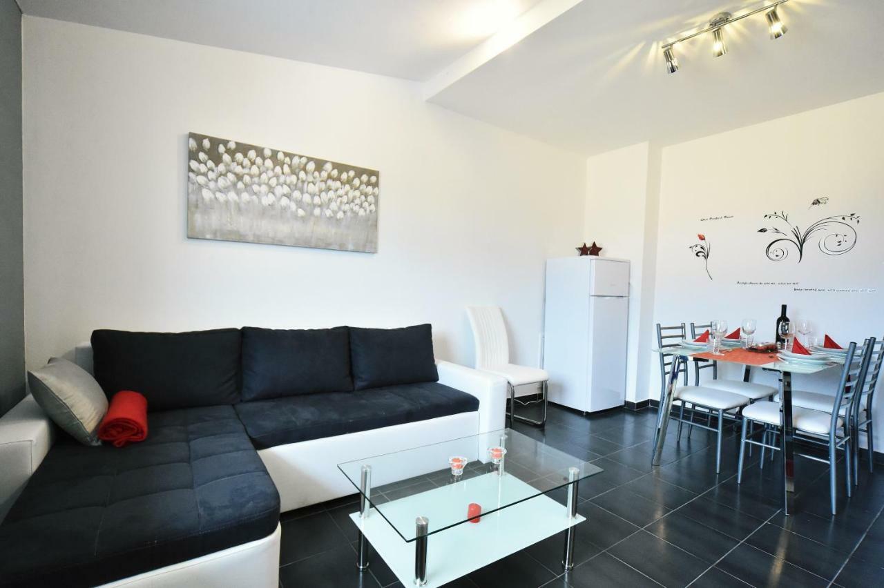 Apartments Trampi Marinici  Ngoại thất bức ảnh