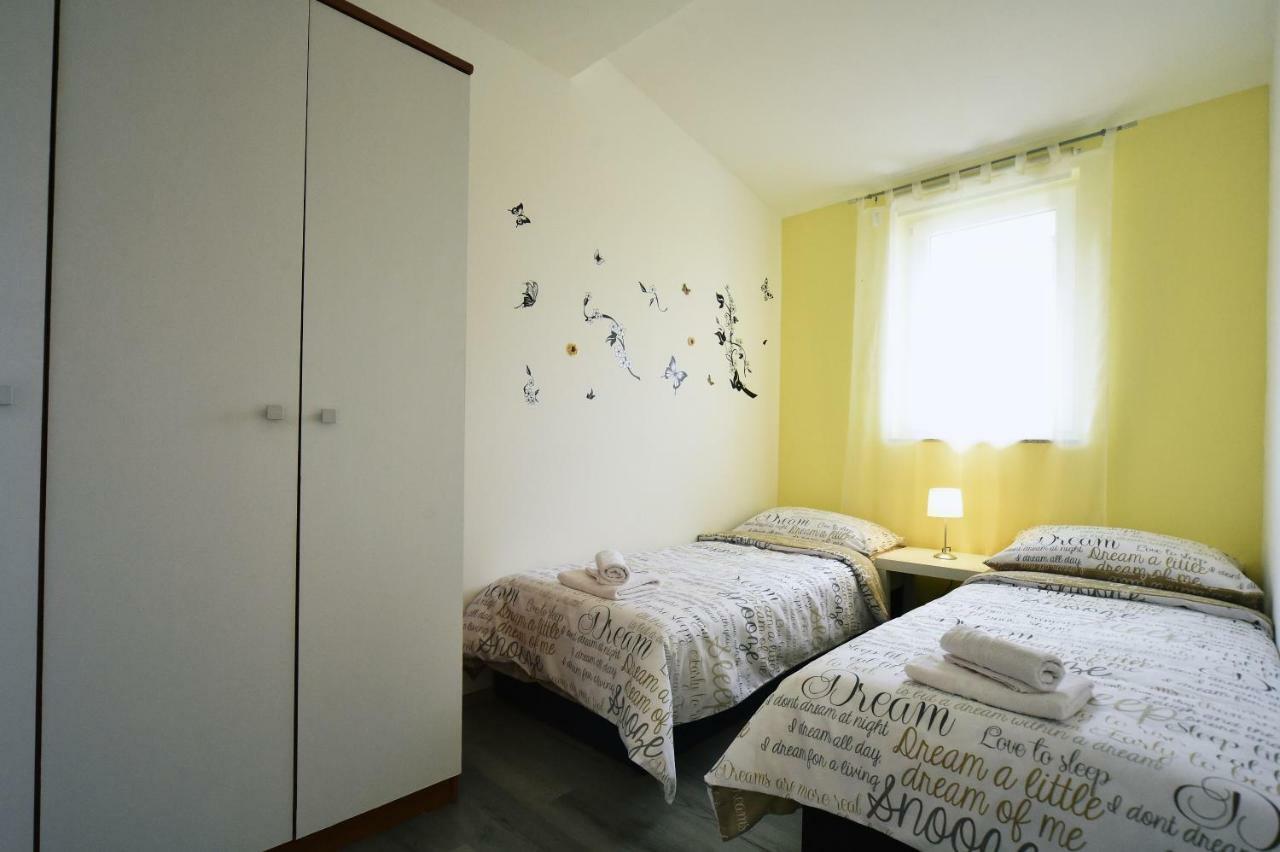 Apartments Trampi Marinici  Ngoại thất bức ảnh